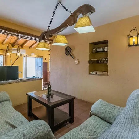 5 Bedroom In La Cardenchosa Holiday home *